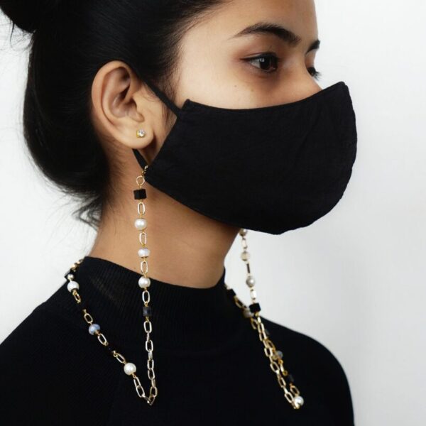 Lawrence Chain-Link Pearl Mask & Glass Chain